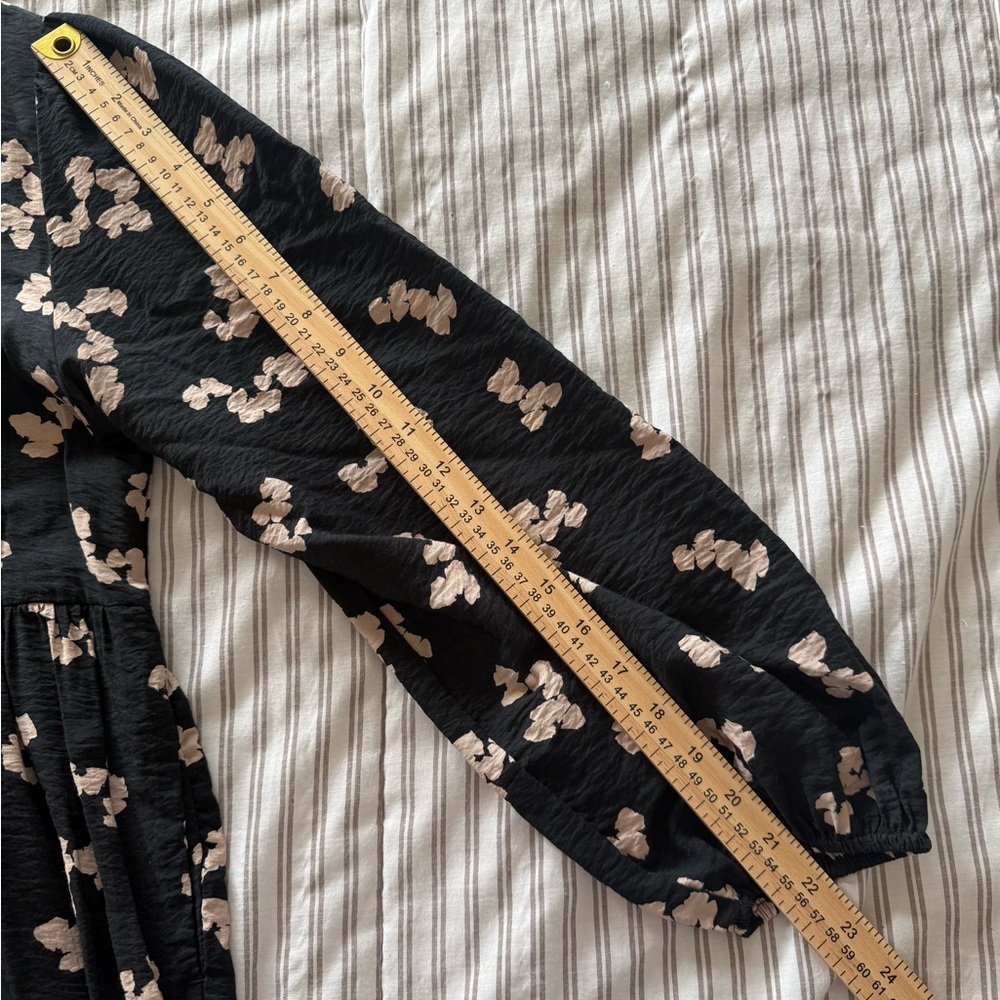 a new day Black Midi Dress with Cream Floral Print and Puff Sleeves - Picture 11 of 16